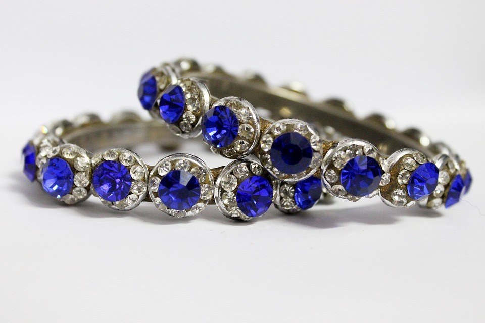 rings with blue stones